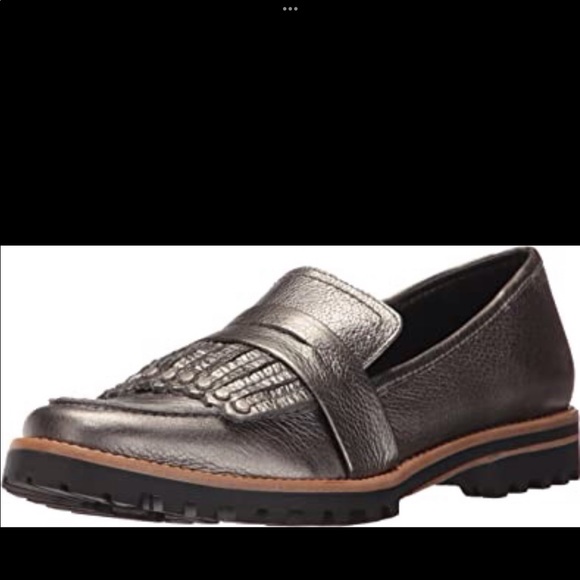 Bernardo Silver Fringe Loafer Flats Leather - Picture 3 of 14